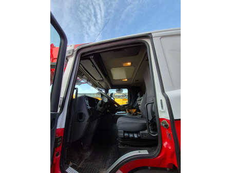 Mobilní jeřáby 2014 Scania p 380 (29)