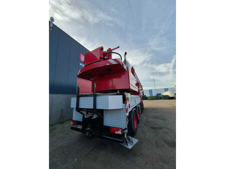 Mobilní jeřáby 2014 Scania p 380 (9)