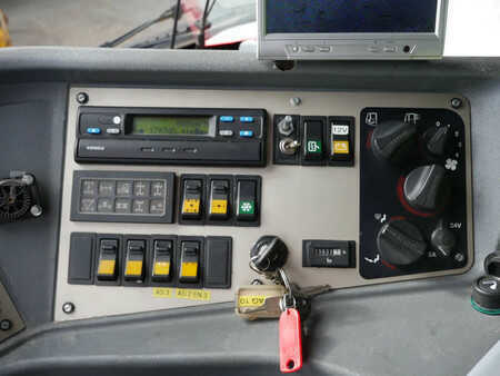 Guindastes móveis 2007 Demag terex ac 50-1 (15)