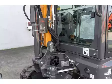 Mini kotrógép 2026 Case CX 30 D (21)
