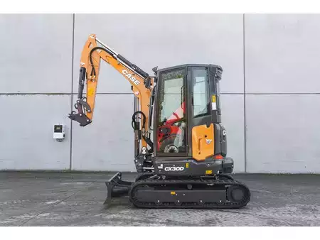 Mini kotrógép 2026 Case CX 30 D (3)