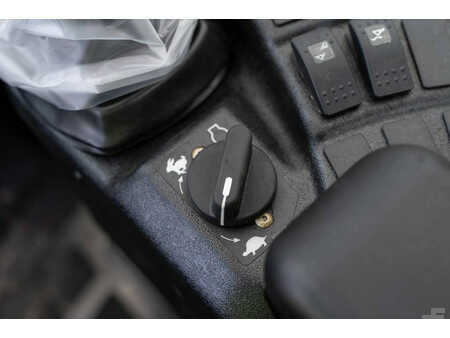 Cargadoras de ruedas 2023 Manitou MLA T 516 75 H (19)