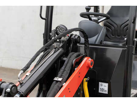 Caricatrici 2023 Manitou MLA 3-25 HC (10)