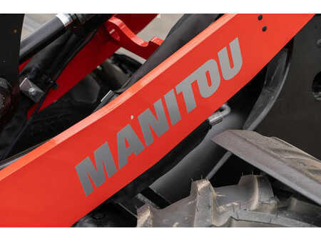 Caricatrici 2023 Manitou MLA 3-25 HC (11)