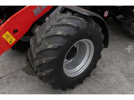 Caricatrici 2023 Manitou MLA 3-25 HC (12)