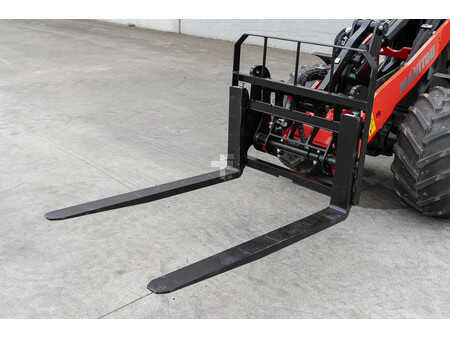 Caricatrici 2023 Manitou MLA 3-25 HC (9)