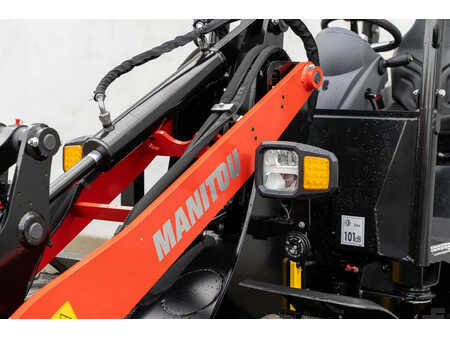 Caricatrici 2023 Manitou MLA 3-25 H (10)
