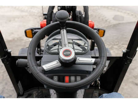 Caricatrici 2023 Manitou MLA 3-25 H (17)