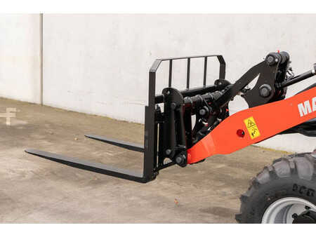 Caricatrici 2023 Manitou MLA 3-25 H (9)