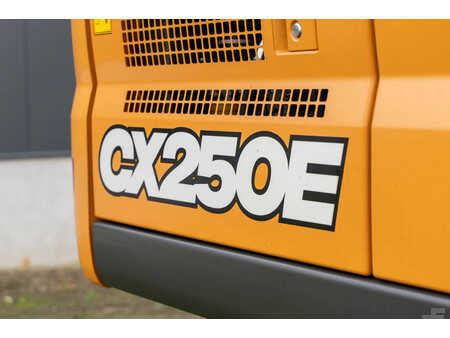 Koparki gąsienicowe 2023 Case CX 250 E (13)