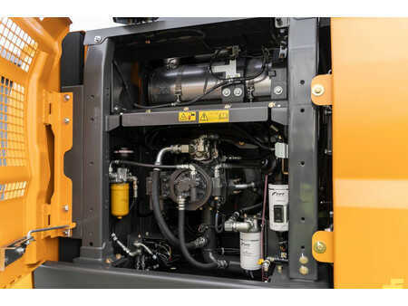 Koparki gąsienicowe 2023 Case CX 250 E (14)