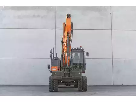 Escavatori gommati 2019 Doosan DX 140 W (2)