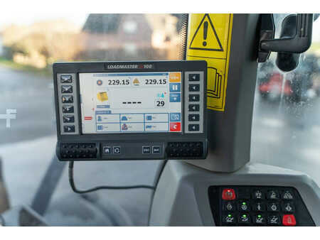 Kerekes rakodó 2017 Case 1121 G Evolution (11)