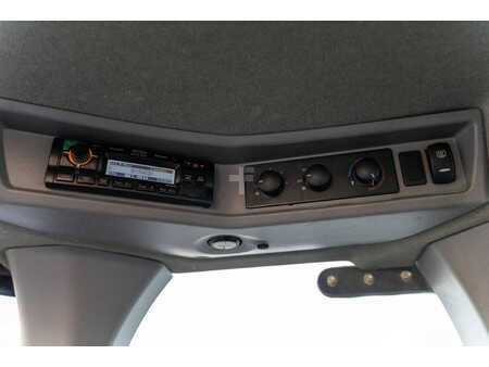 Kerekes rakodó 2018 Case 721 G Evolution (13)