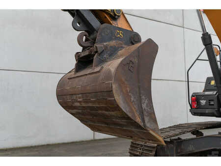 Lánctalpas kotrógép 2022 Case CX 250 E (18)