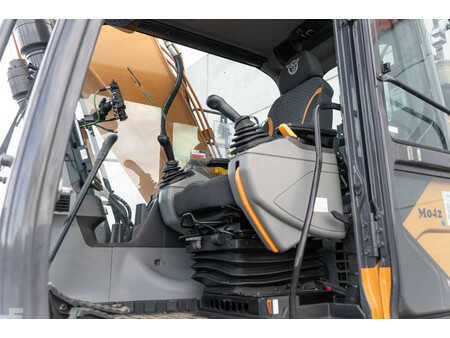 Lánctalpas kotrógép 2022 Case CX 250 E (6)