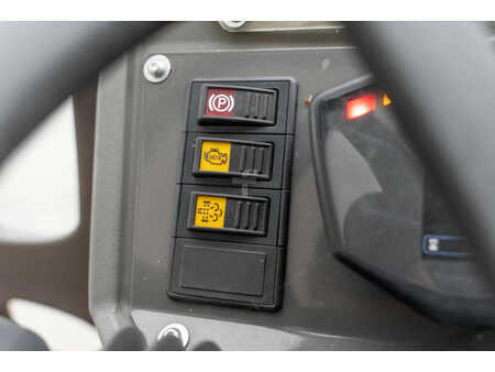 Wywrotki sztywnoramowe 2024 Ausa D 601 AHG (19)