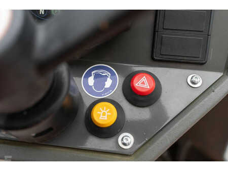 Wywrotki sztywnoramowe 2024 Ausa D 601 AHG (22)