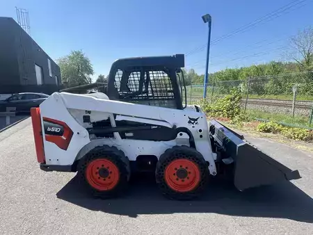 Kompaktní nakladače 2017 Bobcat S510 (1)