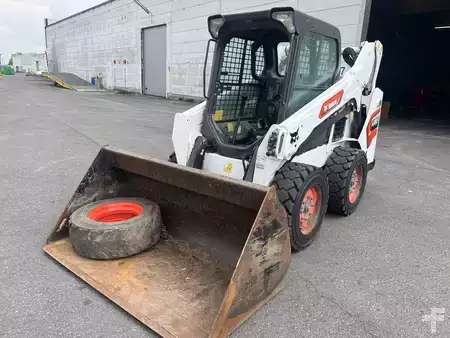 Kompaktní nakladače 2016 Bobcat S590 (3)