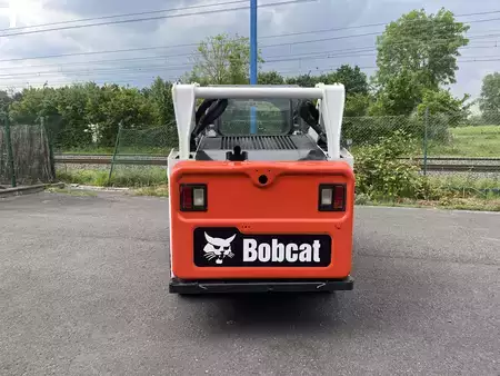Kompaktní nakladače 2016 Bobcat S590 (7)