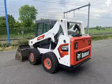 Kompaktní nakladače 2016 Bobcat S590 (8)