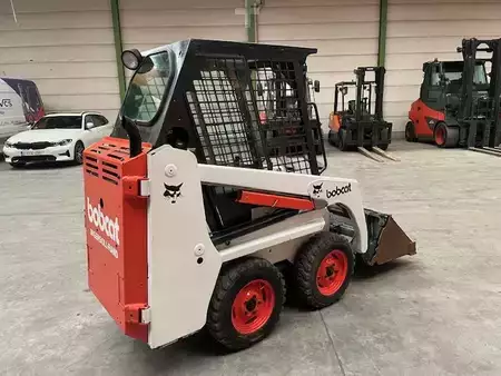 Valet de ferme  2001 Bobcat 463 (1)