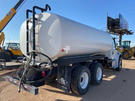 Truck 2019 Freightliner CW 40 Water Truck (4)