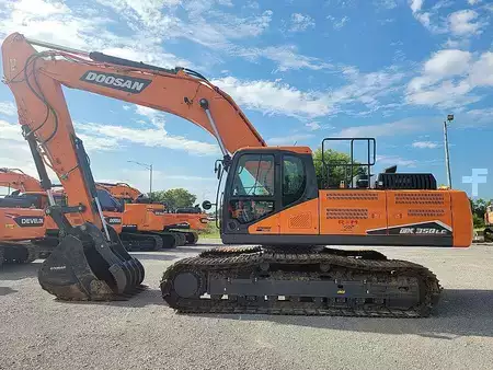 Crawler Excavators 2023 Doosan DX350LC-7 (11)
