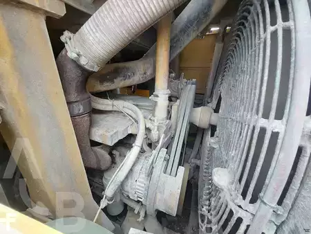 Chargeuse sur chenilles 2000 Caterpillar 963 C (10)