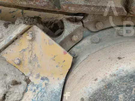 Chargeuse sur chenilles 2000 Caterpillar 963 C (12)