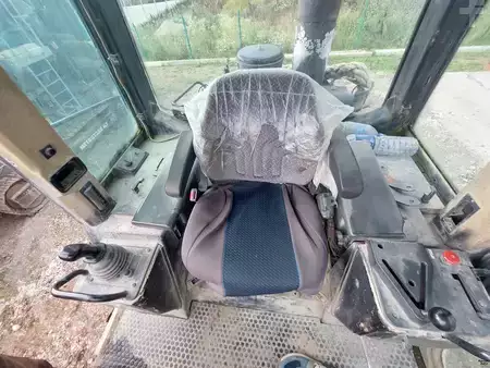 Chargeuse sur chenilles 2000 Caterpillar 963 C (8)