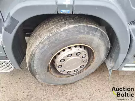 Náklaďák 2006 Scania R 420 LA4X2MNA (13)