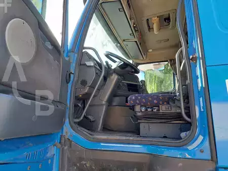 Lastbil 2002 Volvo FH12 (16)