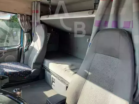 Lastbil 2002 Volvo FH12 (19)