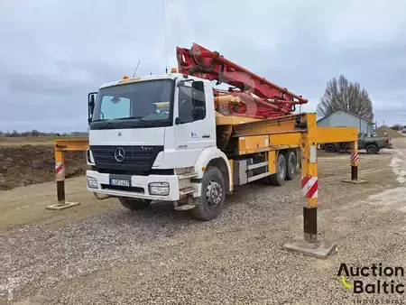 Betonpompen 2005 Mercedes-Benz Axor 2628 (1)