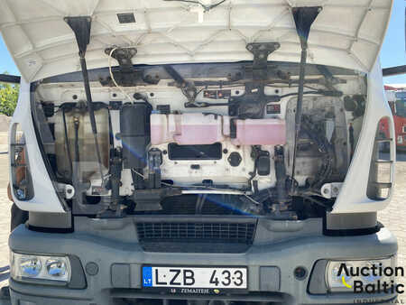 Kamion 2007 Iveco ML 120E22 (5)