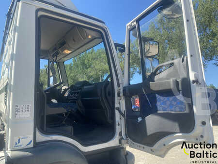 Kamion 2007 Iveco ML 120E22 (9)