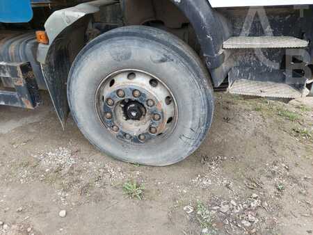 Camion 1998 Iveco 180E18 (15)