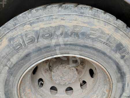 Camion 1998 Iveco 180E18 (16)