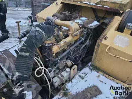 Zalomené klouby-dampry  1993 Moxy  (7)