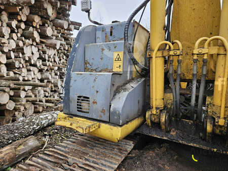 Escavatori cingolati 2008 New Holland Construction E 145 (10)