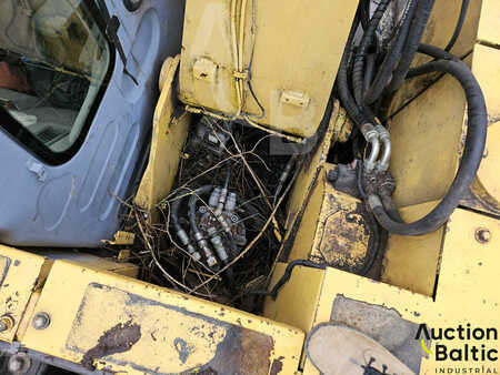 Escavatori cingolati 2008 New Holland Construction E 145 (13)