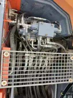 Escavatori gommati 2014 Atlas 150 W (18)