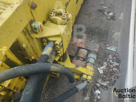 Tiendetubos 2005 Delmag HB 30 (11)