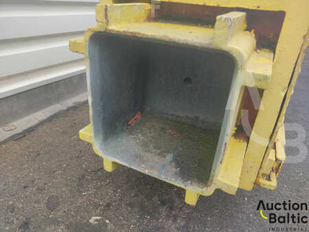 Tiendetubos 2005 Delmag HB 30 (7)