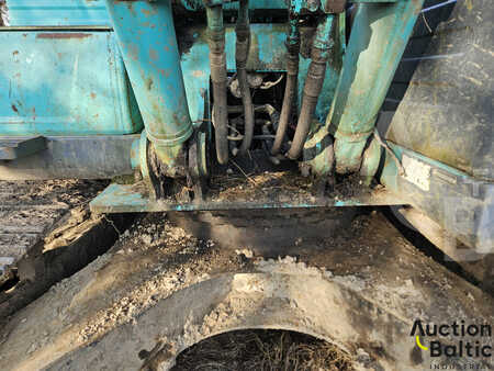 Grues sur chenilles 2010 Kobelco SK 210 LC-8 (18)