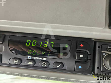 Kamion 2012 Iveco Euro Cargo 120E 25 (11)