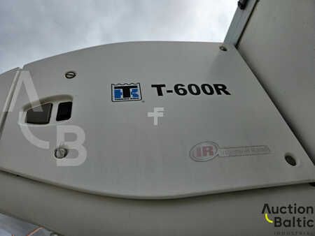 Kamion 2012 Iveco Euro Cargo 120E 25 (12)