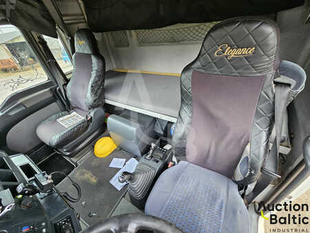 Camion 2006 MAN TGA18.430 (6)